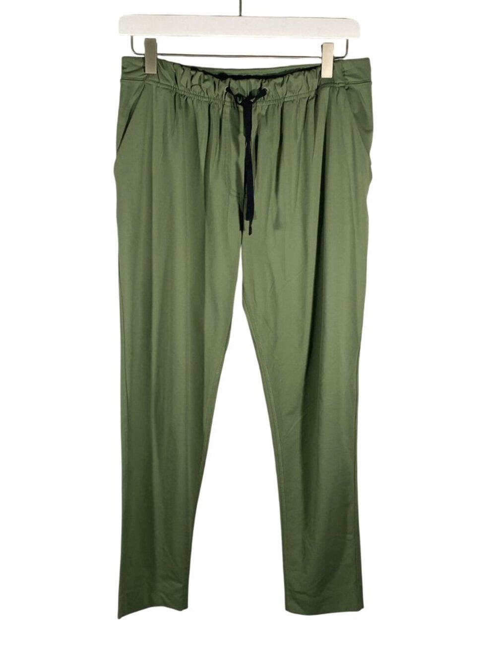 Lululemon Jet Crop Slim Luxtreme Pants Desert Olive Size 6 active athletic gym